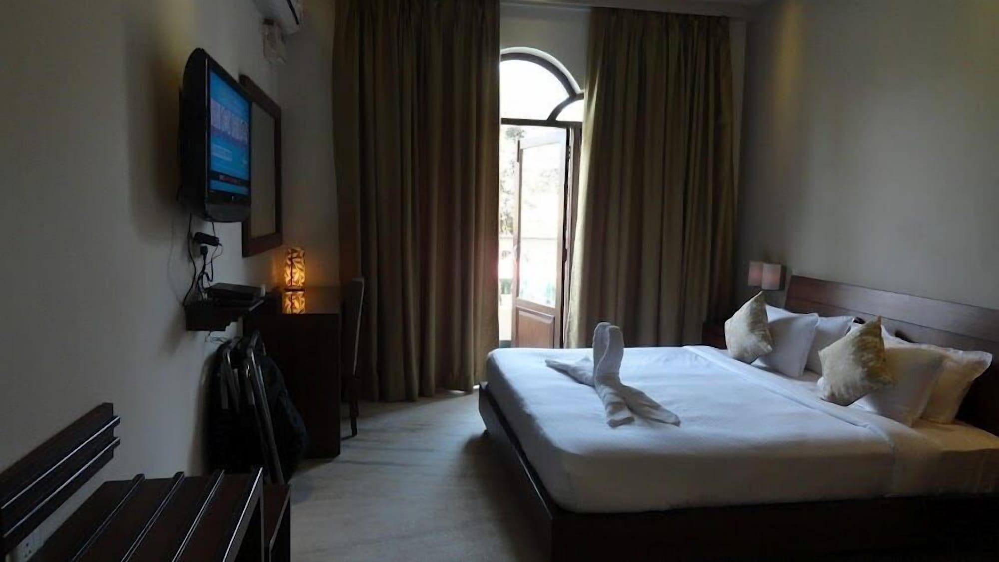 Sukhmantra Resort & Spa Candolim Eksteriør bilde
